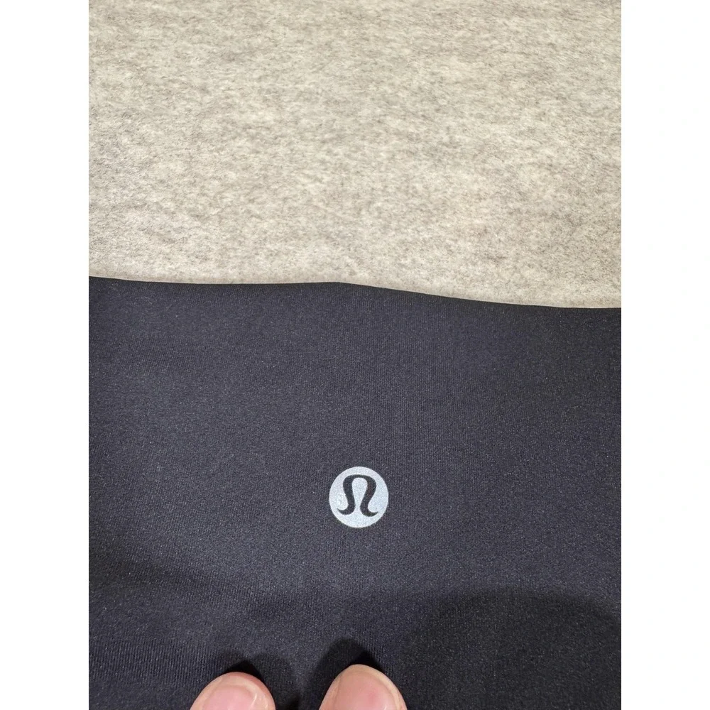 Lululemon Leggings‎ Womens 2 Black High Rise Cropped Yoga Athletic Gym Tight
